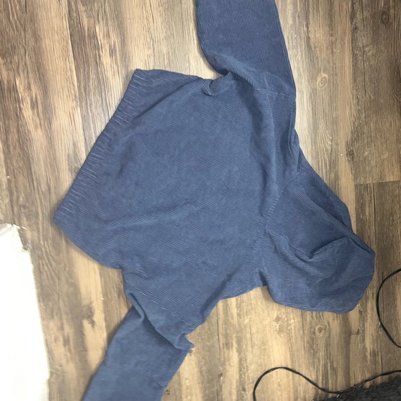 Blue jacket - Picture 2 of 4